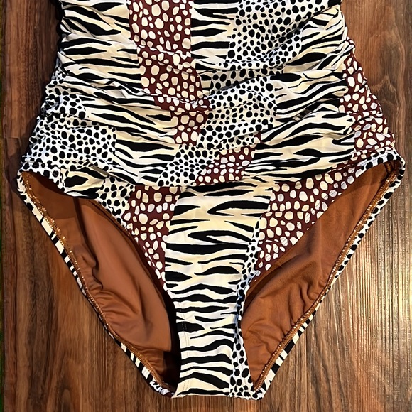 Bleu Rod Beattie Some Like It Hot Underwire One Piece - Picture 7 of 14